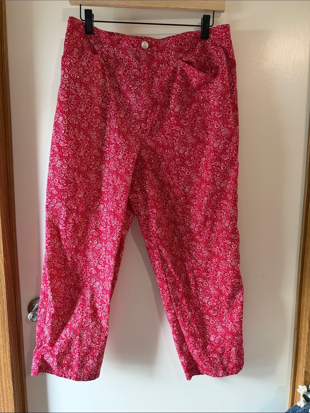 Russ Bright Pink Floral Capris Liz Claiborne Company
